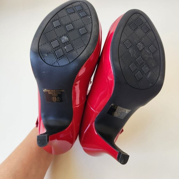 Pop Of Red Torrie Red Shiny Mary Jane Platform Heels City Classified Comfort 6M - Picture 7 of 14